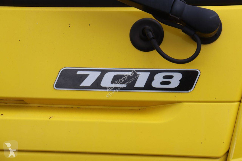 Camión Mitsubishi 7C18