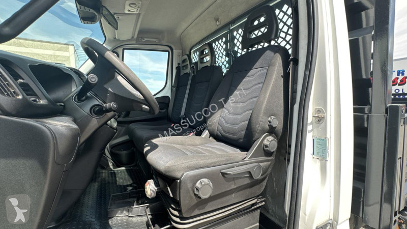 Camión Iveco DAILY 60-150 4x2