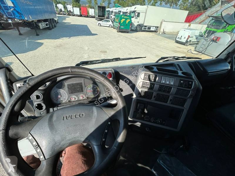 Camión Iveco 260 S 45