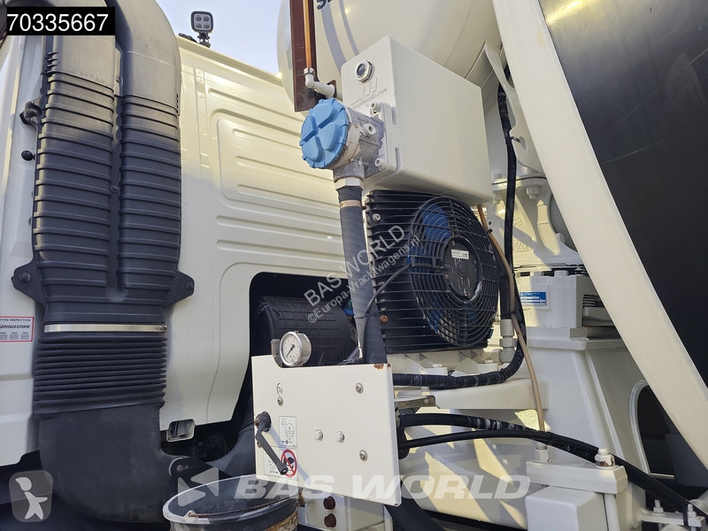 Volvo 460 10X4 15m3 Schwing Stetter mixer...