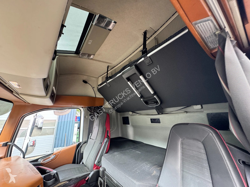 Volvo 500 6x2*4 WB 4.80 Globetrotter VIN KA truck