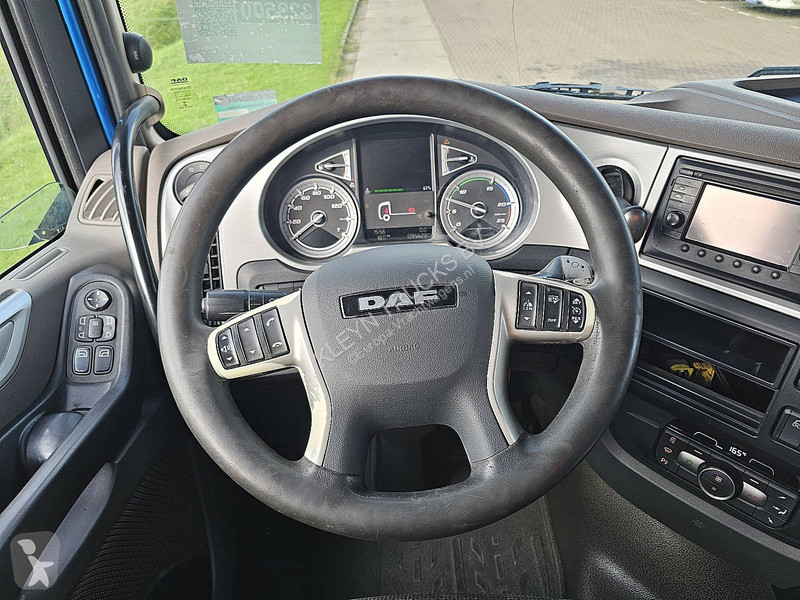 Вантажівка DAF 480 FAR