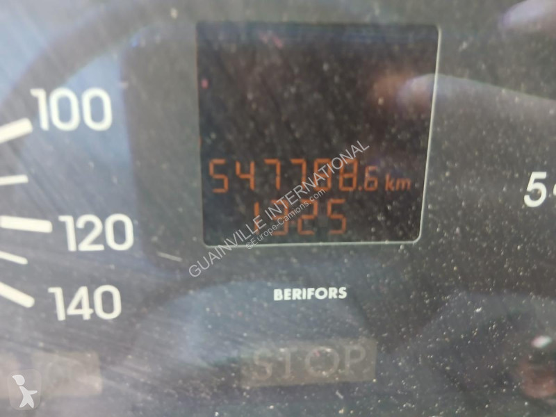 Camión Mercedes 2535