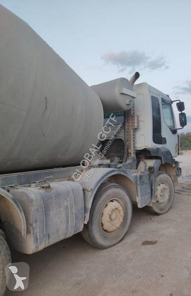 Renault 410 DXI concrete