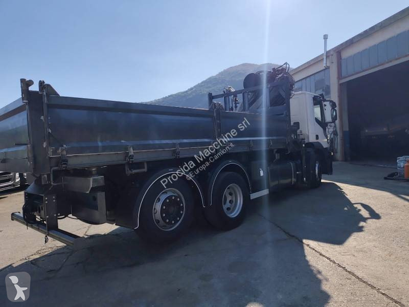 Camión Iveco AD 260 S 31 X/P