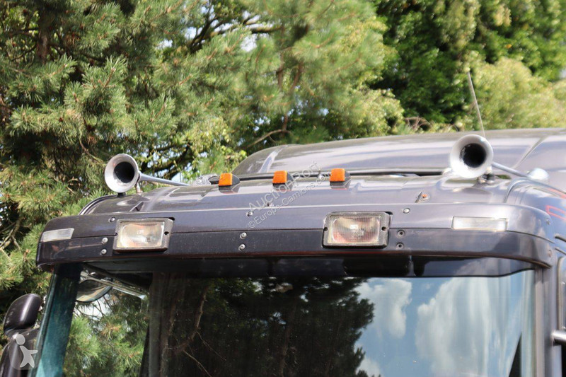 Camión Scania T124 A4X2 NA 470