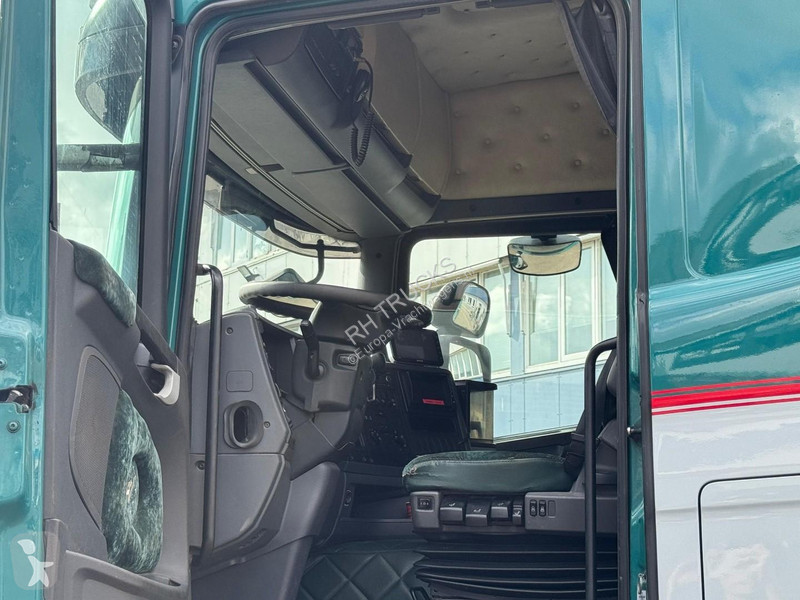 Camión Scania R480 8X4 EURO 5 + HOOKIFT