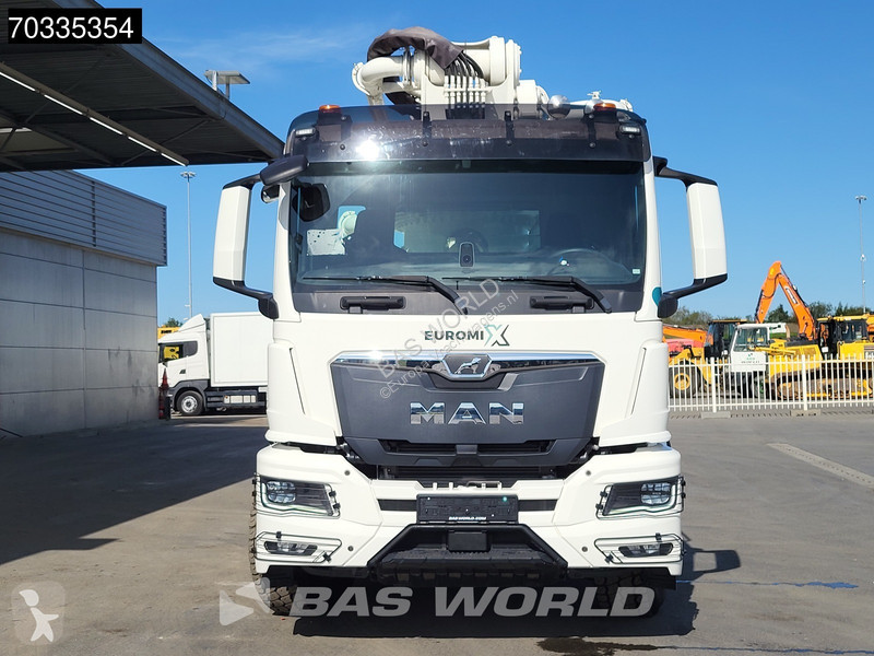 Camión MAN 35.510 8X4 47 mtrs SWAN TSP 47-5...