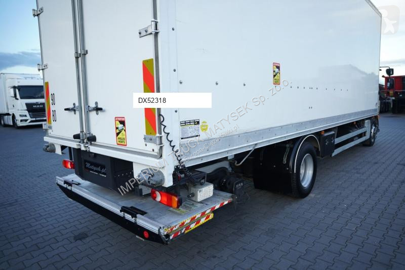Camión Volvo FL 250 / KONTENER 7,8 M / 4x2 /...
