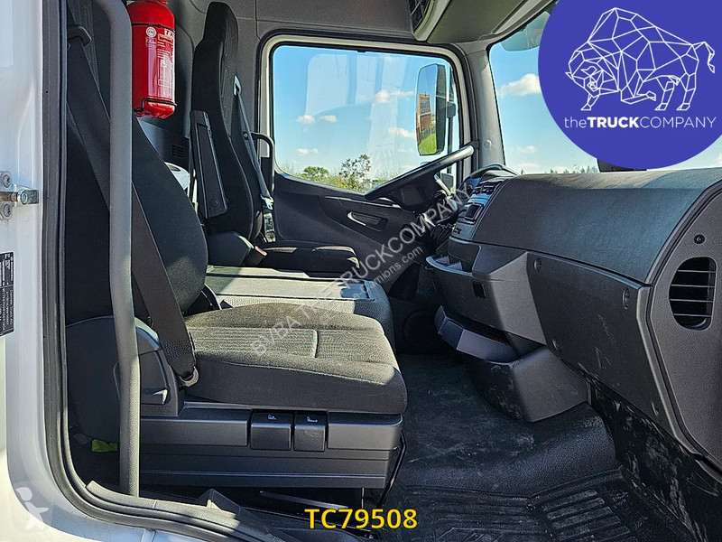 Camión Mercedes 1221