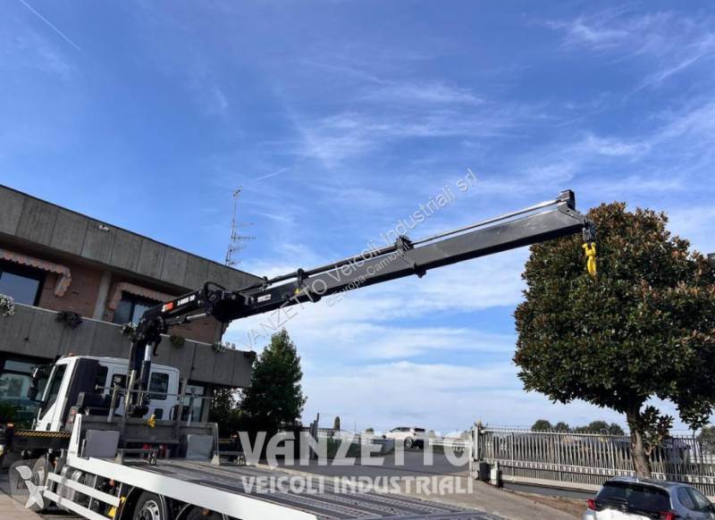 Kamion Iveco AD 320 S 36