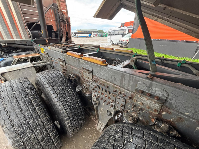 Volvo 540 6x4 RETARDER / BOX L=4449 mm truck