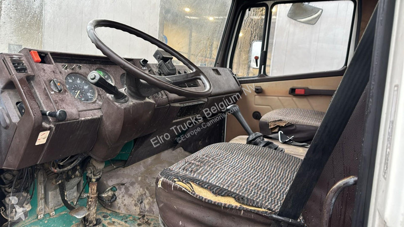 Teherautó Mercedes SK  (MANUAL PUMP / POMPE...