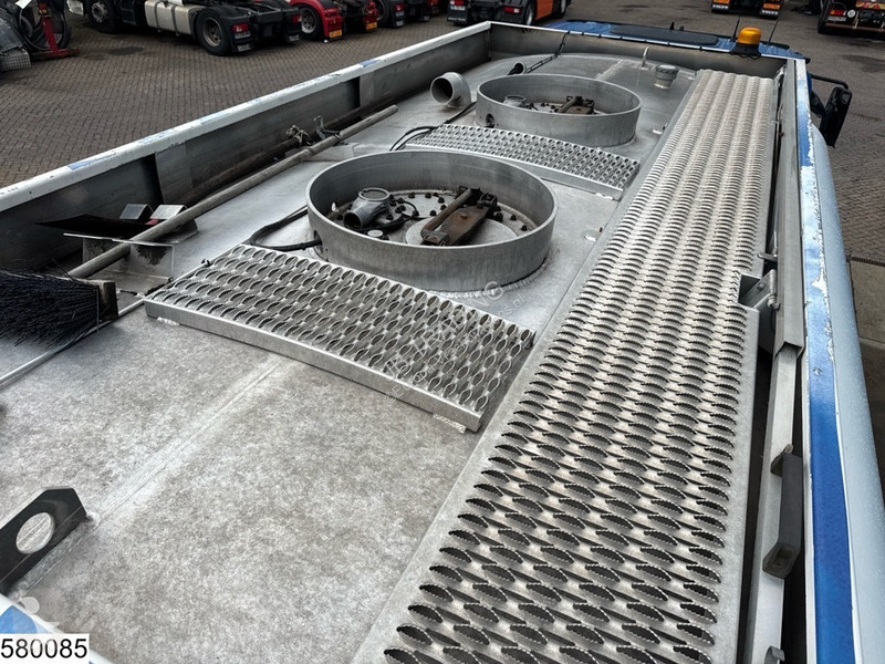 Kamion Mercedes 1824 EURO 5, ADR, 13.500 L, 2 Comp