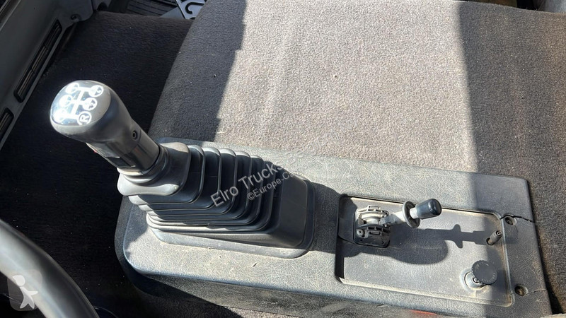 Camión Volvo FL 6 - 17 (MANUAL PUMP / LAMES /...