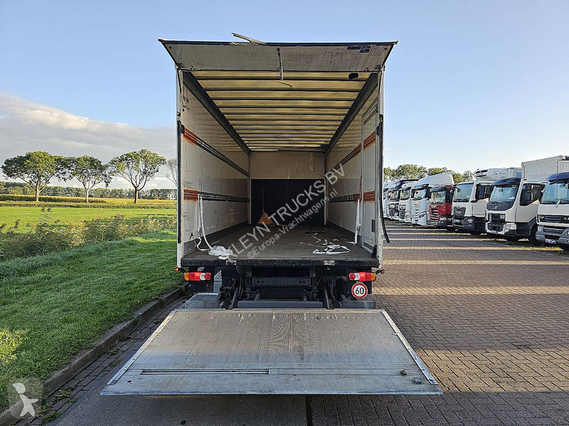 Camião DAF 230 11.9T AIRCO 6 CYL.