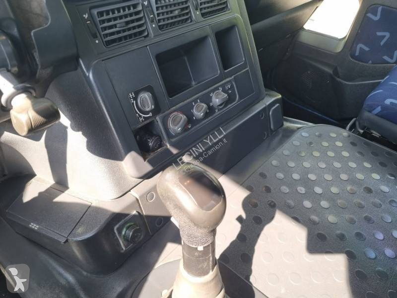 Camión Iveco 380