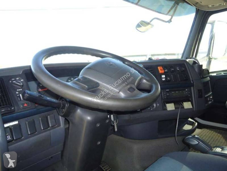 Camión Volvo 540