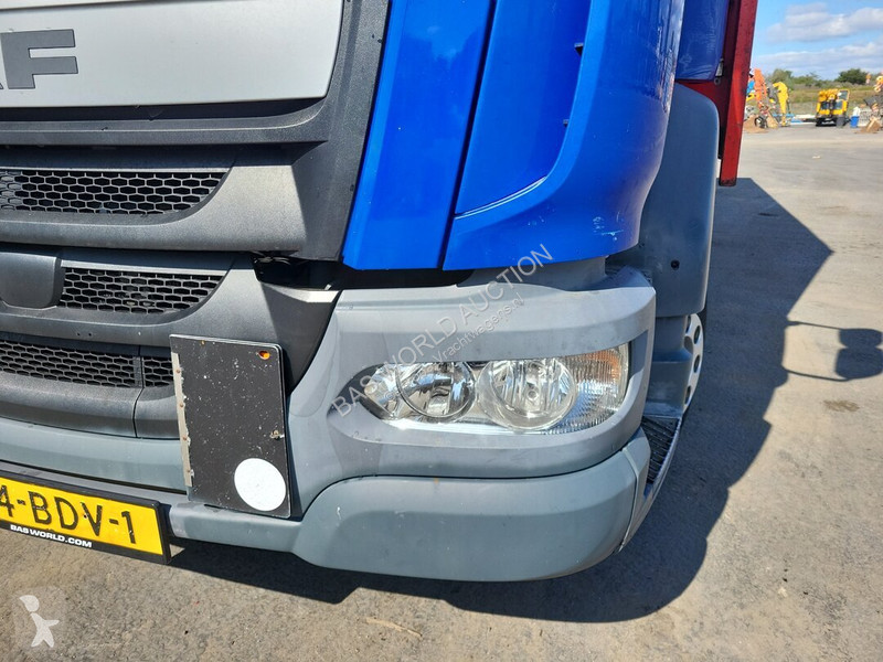 Teherautó DAF 210