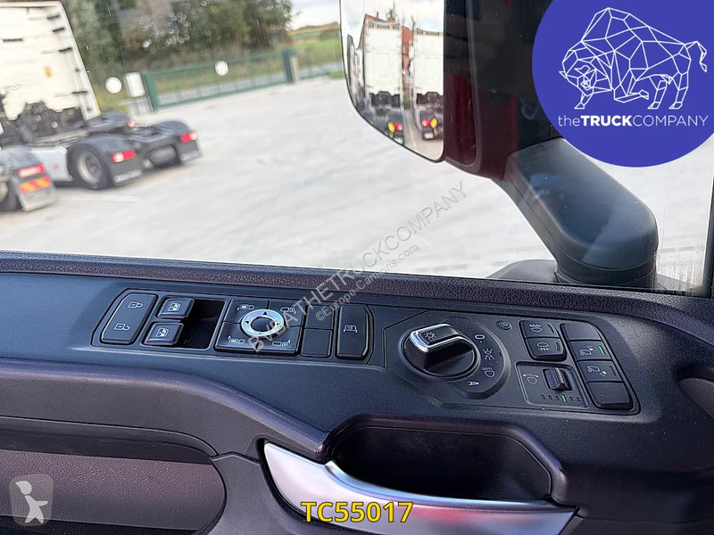 Camião Scania 450