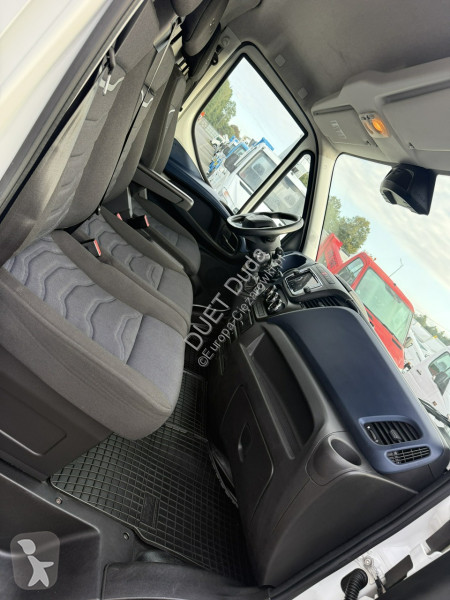Camião Iveco 35S21