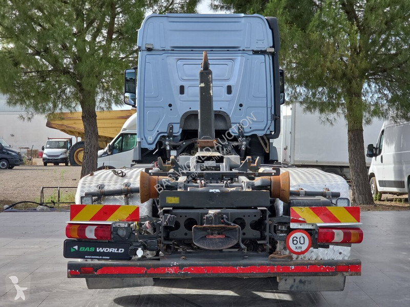 Lastbil Mercedes 2648