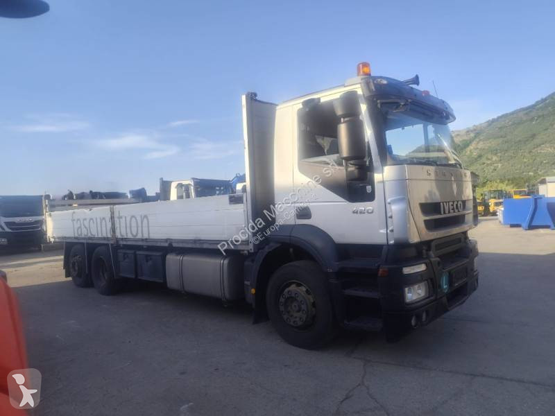 Camion Iveco 260 S 42