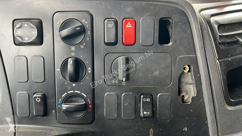 Camion Mercedes 1828 (BELGIAN TRUCK / HIAB 122...