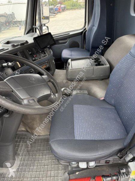 Volvo 400 truck