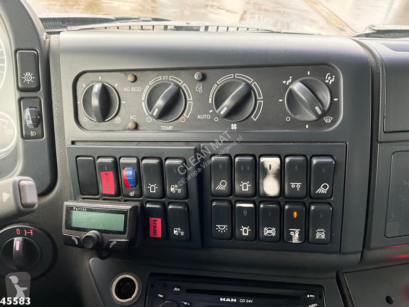 MAN TGA Hiab 16 Tonmeter laadkraan truck