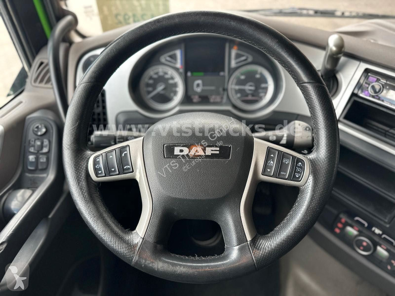 Camion DAF 480 6x2 Fahrgestell...