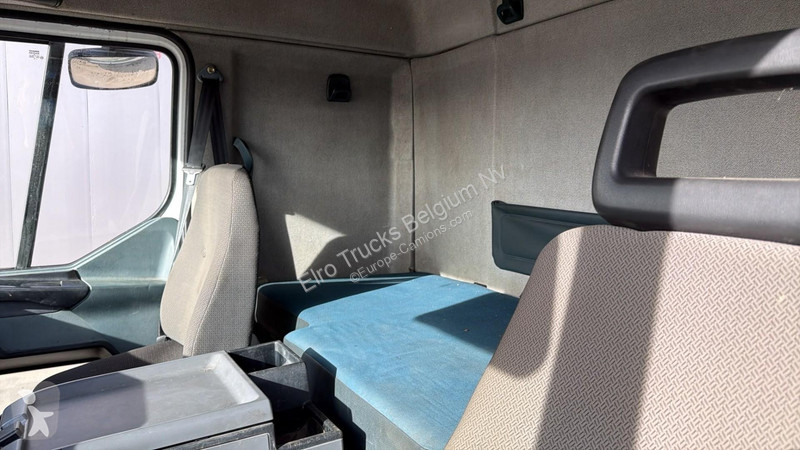 Camion Renault 300 (MANUAL PUMP / FULL STEEL /...