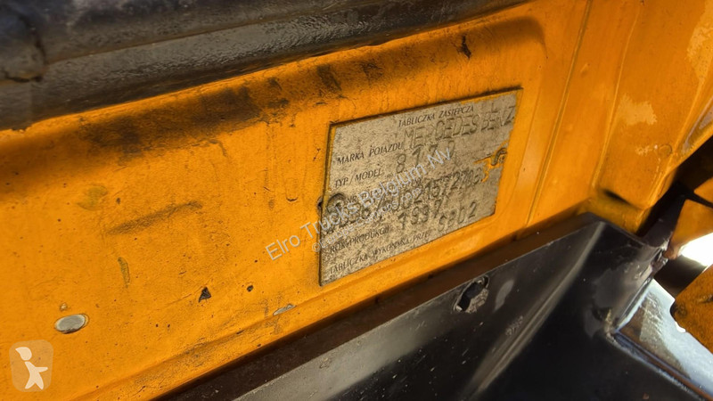 Camion Mercedes SK  (MANUAL PUMP / POMPE...