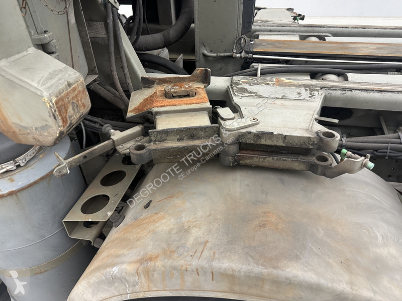 Camion Iveco Cursor 410E44