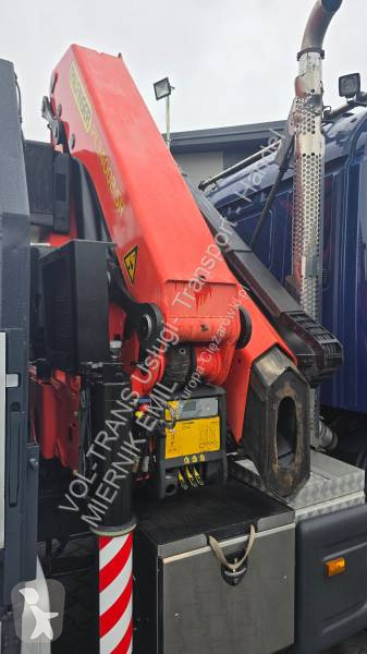 Scania 400 truck