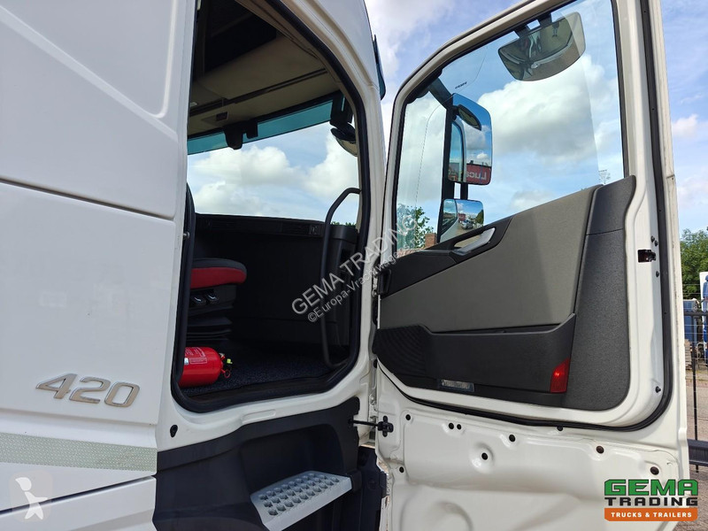 Camion Volvo 0 6x2/4 GlobeTrotter Euro6B -...