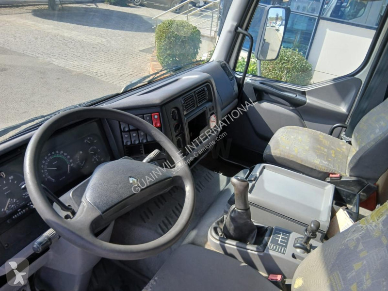 Camion Renault 210