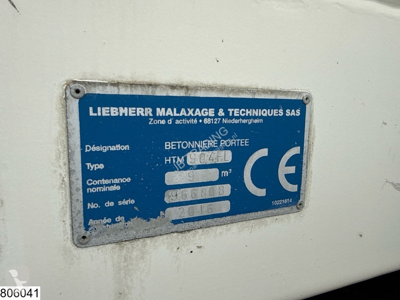 Грузовик Volvo FMX 8x4, EURO 6, Liebherr 9m3