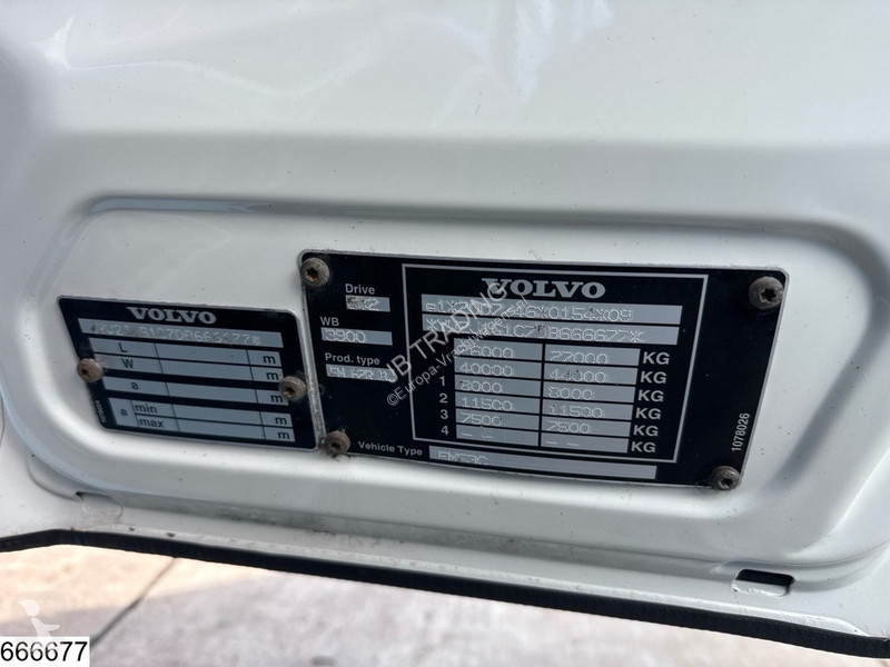 Camion Volvo 450 6x2, EURO 5, 20240 liter, 3 comp
