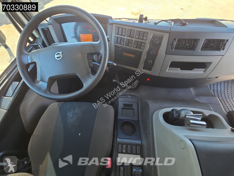Грузовик Volvo 320  4X2 19.5tons BDF truck...