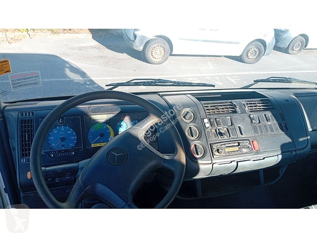 Грузовик Mercedes ATEGO
