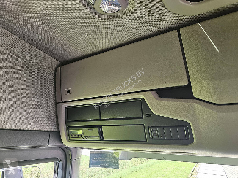 Camion Scania 420