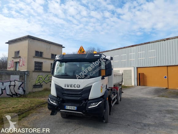 Грузовик Iveco