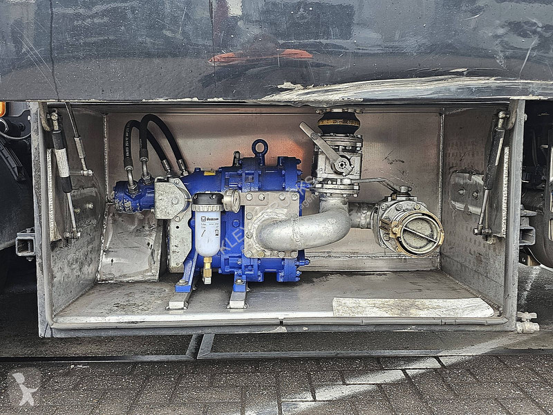Lastbil MAN 15.250  9000LTR FUEL +PUMP