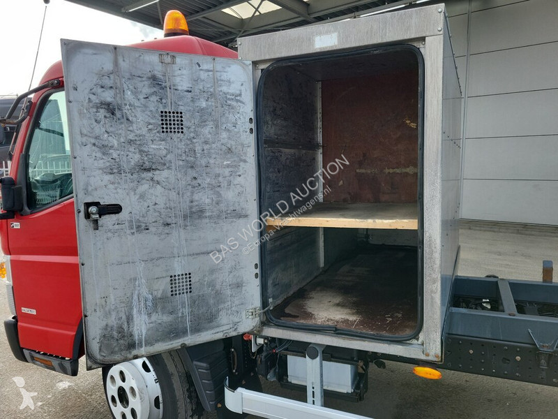 Camión Mitsubishi Fuso 7C18