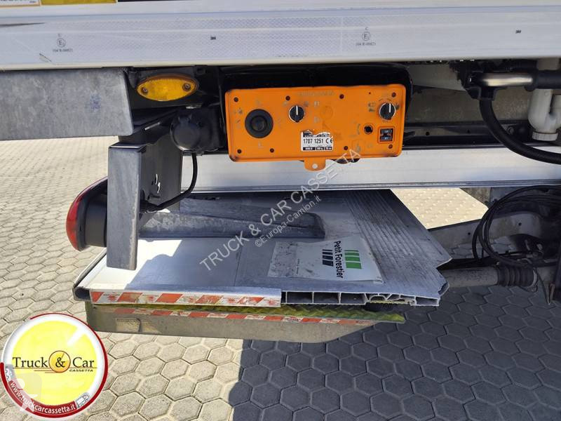 Iveco 190 EL 28 truck