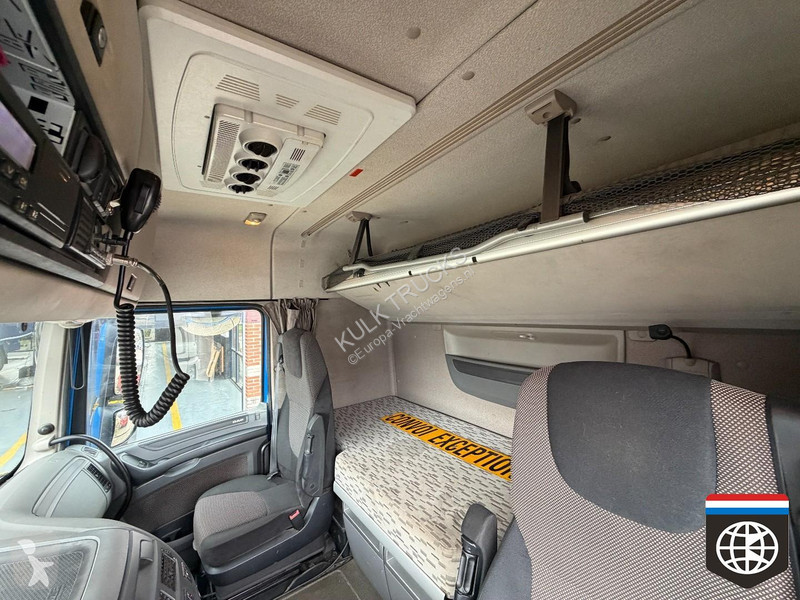 Camión DAF 440 FTP Space cab 6X2 - Crane HMF...