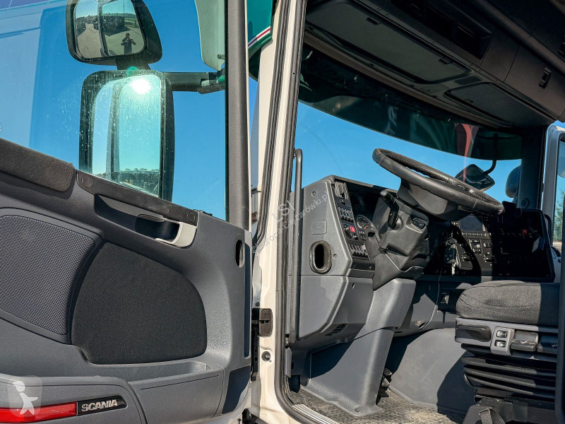 Камион Scania 450 Platform 6,40 m FASSI F365...
