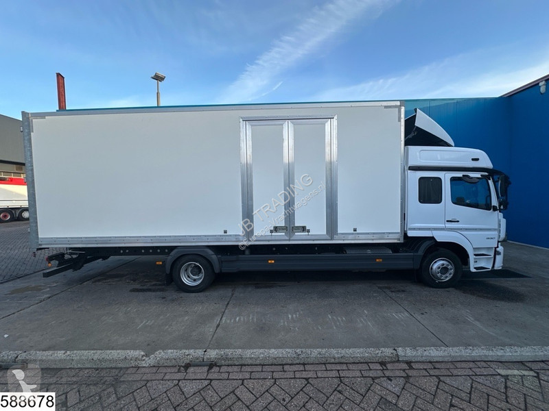 شاحنة Mercedes atego 1530