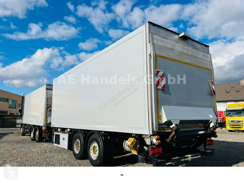 Teherautó Mercedes 2543 LL M CS...
